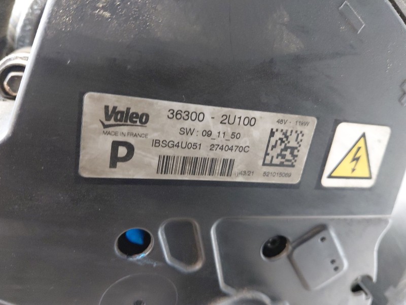 Recambio de alternador para kia ceed sportswagon hybrid referencia OEM IAM 363002U100  