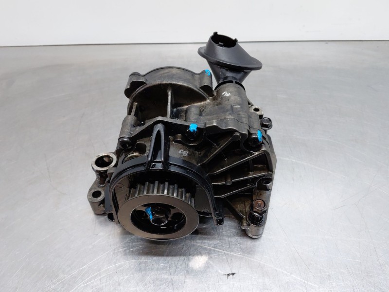 Recambio de bomba aceite para kia ceed sportswagon hybrid referencia OEM IAM 261002U001  
