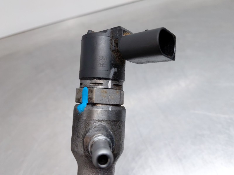 Recambio de rampa inyectora para kia ceed sportswagon hybrid referencia OEM IAM 314002U200  