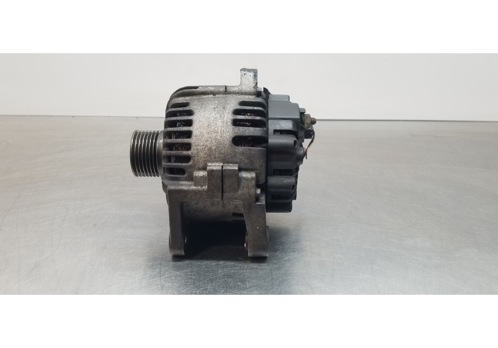 Recambio de alternador para renault megane ii berlina 5p confort authentique referencia OEM IAM 8200190721 2542663B 