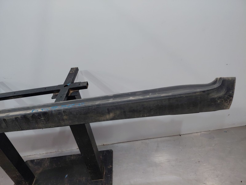 Recambio de faldon lateral para hyundai bayon hybrid referencia OEM IAM   