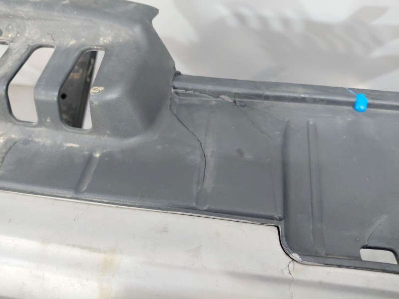 Recambio de paragolpes delantero para audi a4 avant (8e) confort referencia OEM IAM   