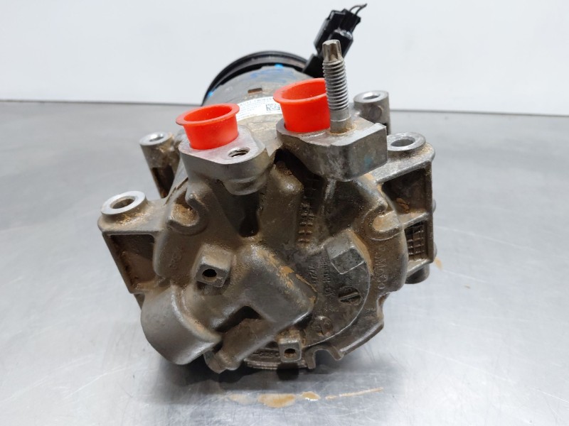 Recambio de compresor aire acondicionado para ford fiesta (ccn) confort referencia OEM IAM   