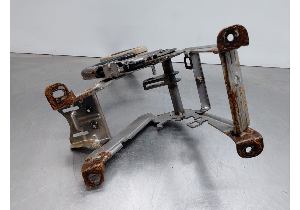 Recambio de palanca freno de mano para chevrolet captiva 4wd referencia OEM IAM   