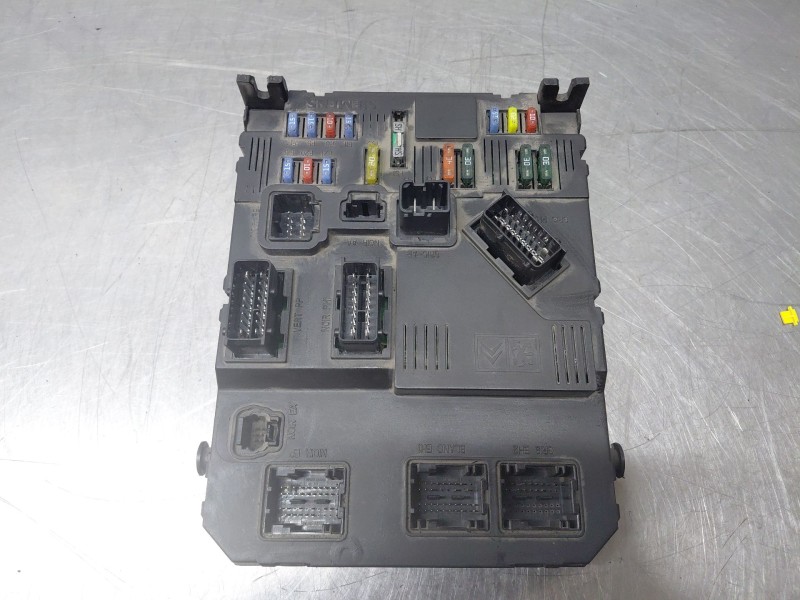 Recambio de caja reles / fusibles para citroën c2 (jm_) 1.4 hdi referencia OEM IAM   