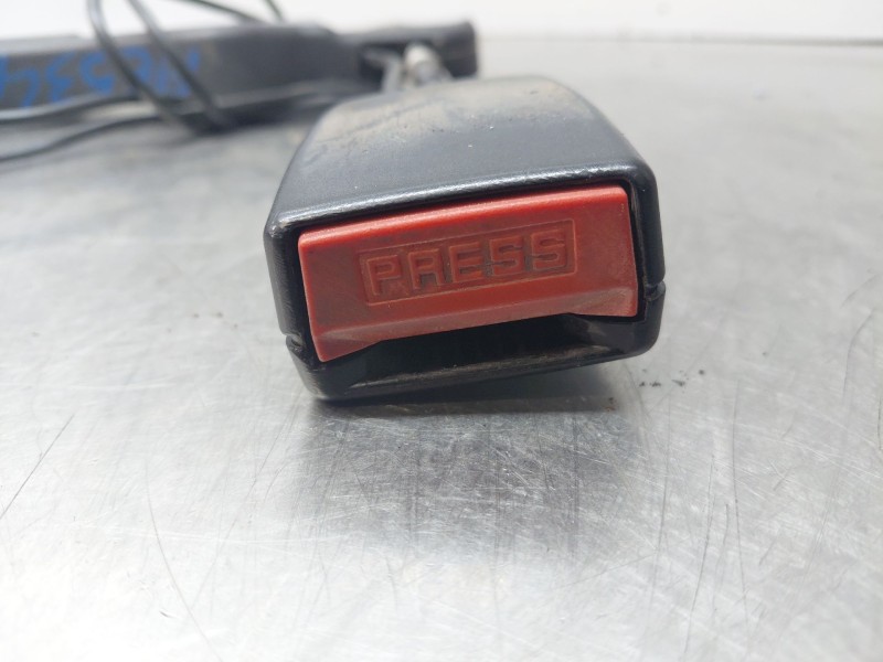 Recambio de enganche del cinturon delantero izq para citroën c2 (jm_) 1.4 hdi referencia OEM IAM   