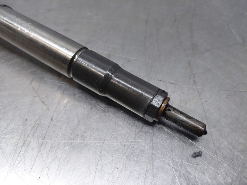 Recambio de inyector para kia ceed sportswagon hybrid referencia OEM IAM 338002u000  