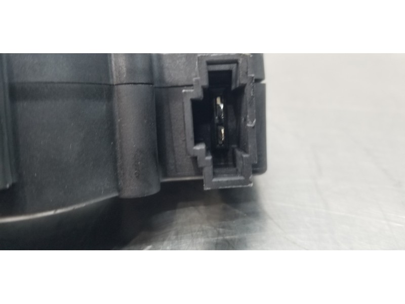Recambio de motor cierre centralizado porton para mercedes clase m (w166) ml 350 bluetec (166.004) referencia OEM IAM A204750006