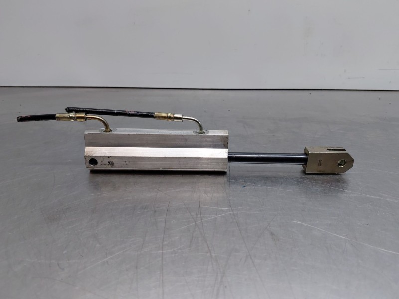 Recambio de amortiguador trasero izquierdo para mercedes-benz clase sl (w230) roadster sl 500 referencia OEM IAM   