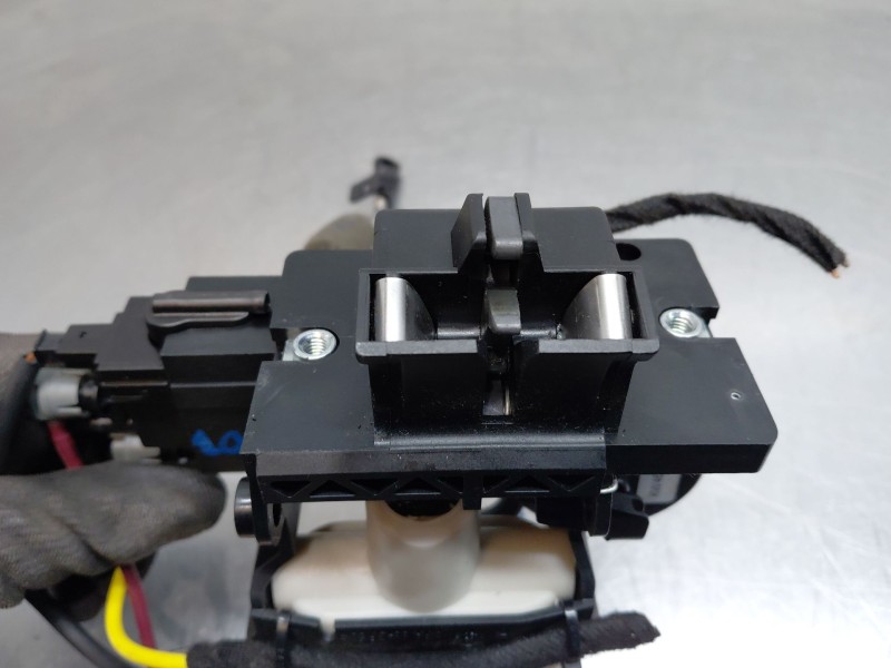 Recambio de cerradura maletero / porton para mercedes-benz clase sl (w230) roadster sl 500 referencia OEM IAM A2307500185  