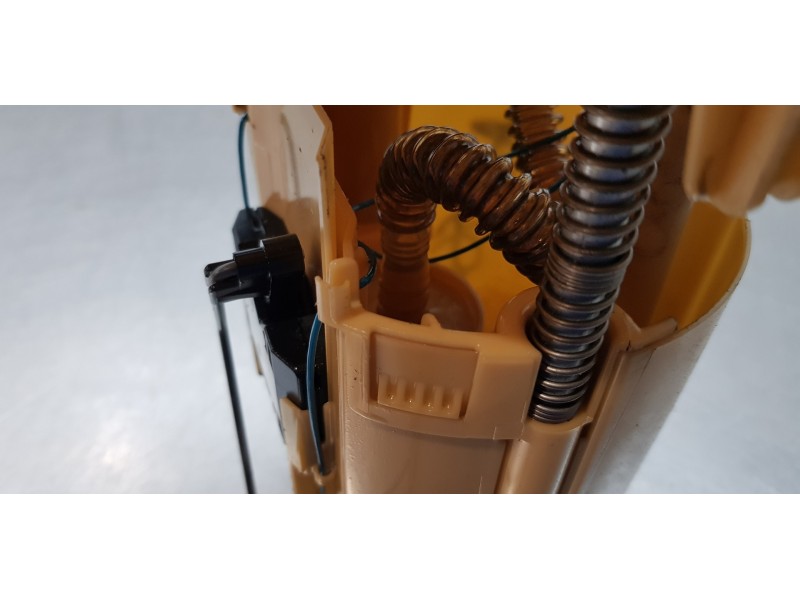 Recambio de aforador para peugeot 5008 allure referencia OEM IAM 1525JE 9684995280  Recambio de aforador para peugeot 5008 allure referencia OEM IAM 1525JE 9684995280