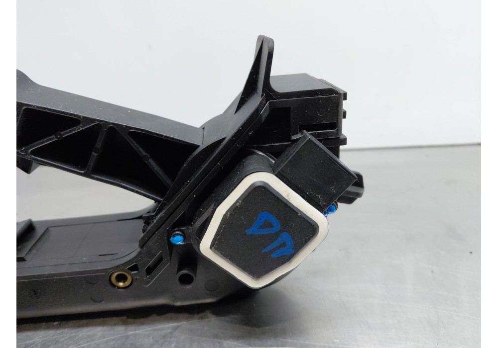 Recambio de pedal acelerador para mercedes-benz clase sl (w230) roadster sl 500 referencia OEM IAM   