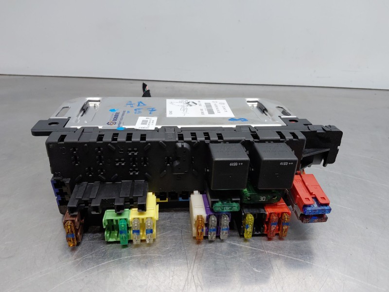 Recambio de caja reles / fusibles para mercedes-benz clase sl (w230) roadster sl 500 referencia OEM IAM   
