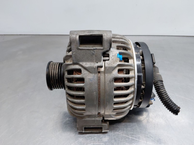 Recambio de alternador para mercedes-benz clase sl (w230) roadster sl 500 referencia OEM IAM   