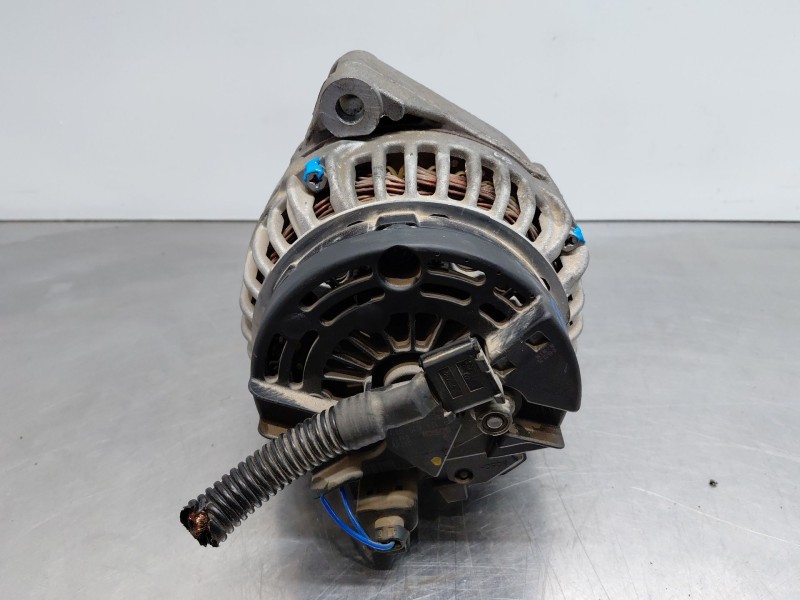 Recambio de alternador para mercedes-benz clase sl (w230) roadster sl 500 referencia OEM IAM   