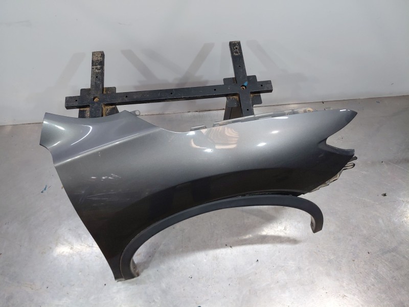 Recambio de aleta delantera derecha para nissan x-trail (t32) acenta referencia OEM IAM   