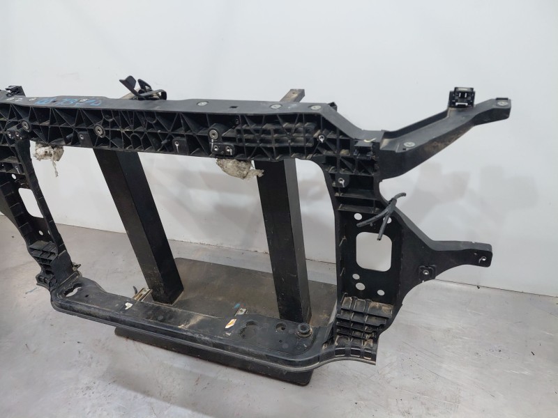 Recambio de panel frontal para hyundai bayon hybrid referencia OEM IAM   