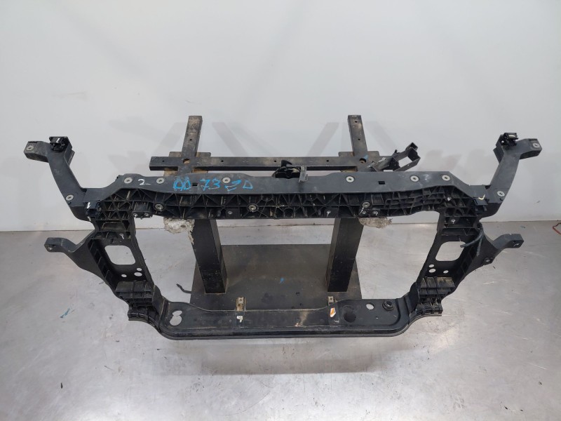 Recambio de panel frontal para hyundai bayon hybrid referencia OEM IAM   