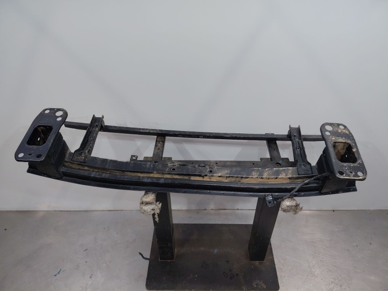 Recambio de refuerzo paragolpes delantero para hyundai bayon hybrid referencia OEM IAM   