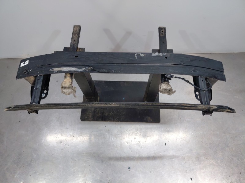 Recambio de refuerzo paragolpes delantero para hyundai i20 iii active referencia OEM IAM   