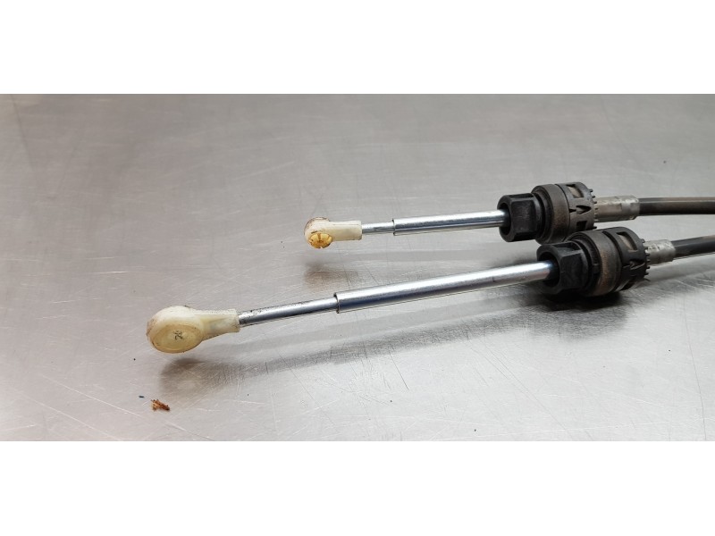 Recambio de varillaje cambio para volkswagen caddy ocio trendline bluemotion referencia OEM IAM 1T0711265AF 1T0711266P  Recambio de varillaje cambio para volkswagen caddy ocio trendline bluemotion referencia OEM IAM 1T0711265AF 1T0711266P