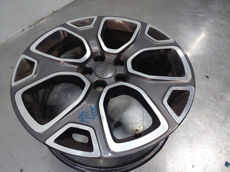 Recambio de llanta para jeep renegade suv referencia OEM IAM   