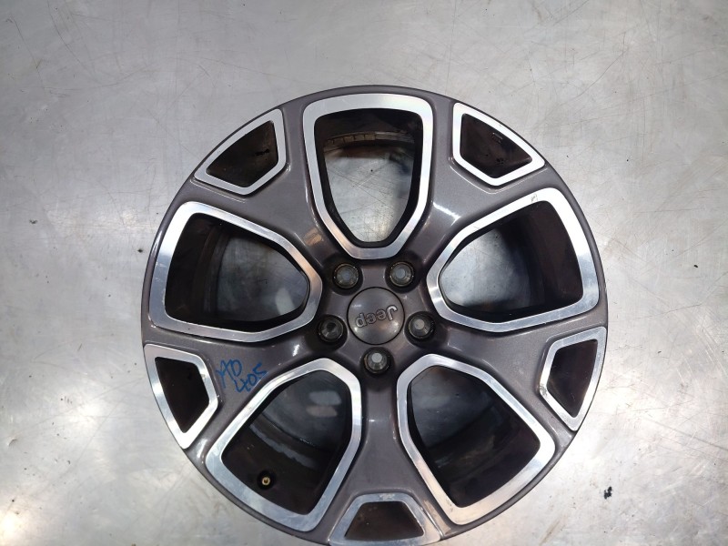Recambio de llanta para jeep renegade suv referencia OEM IAM   
