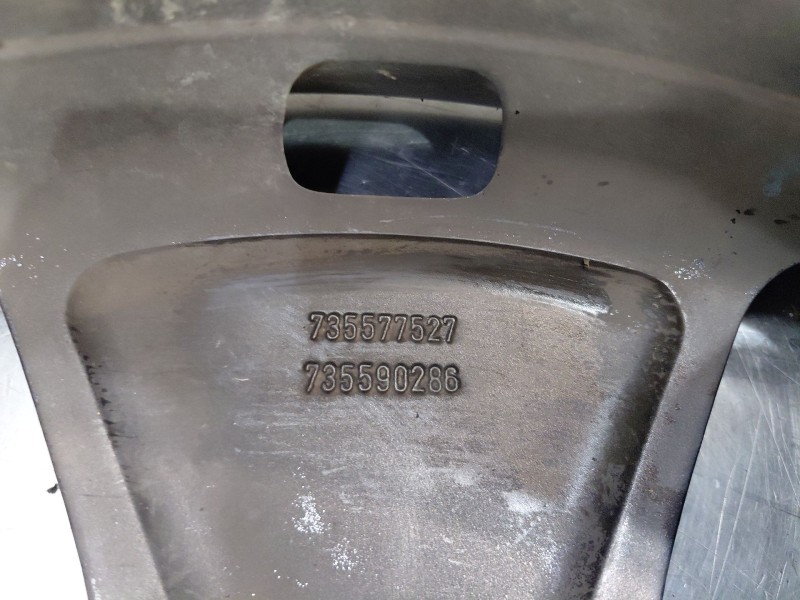 Recambio de llanta para jeep renegade suv referencia OEM IAM   