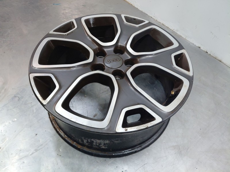Recambio de llanta para jeep renegade suv referencia OEM IAM   