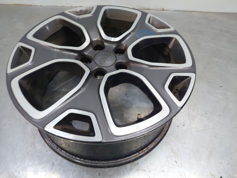 Recambio de llanta para jeep renegade suv referencia OEM IAM   