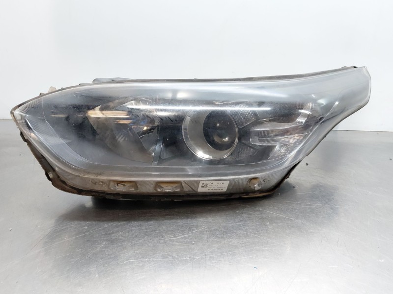 Recambio de faro izquierdo para kia ceed sportswagon hybrid referencia OEM IAM 92101J7051  
