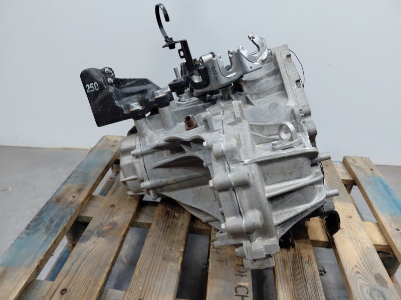 Recambio de caja cambios para hyundai bayon hybrid referencia OEM IAM   