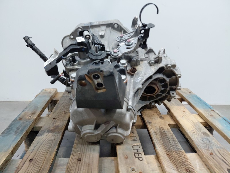 Recambio de caja cambios para hyundai bayon hybrid referencia OEM IAM   