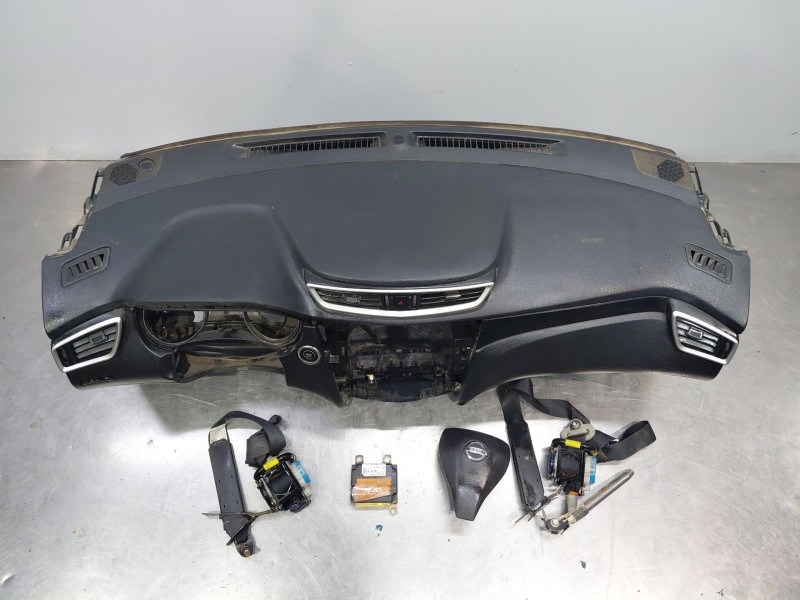 Recambio de kit airbag para nissan x-trail t32 tekna referencia OEM IAM   