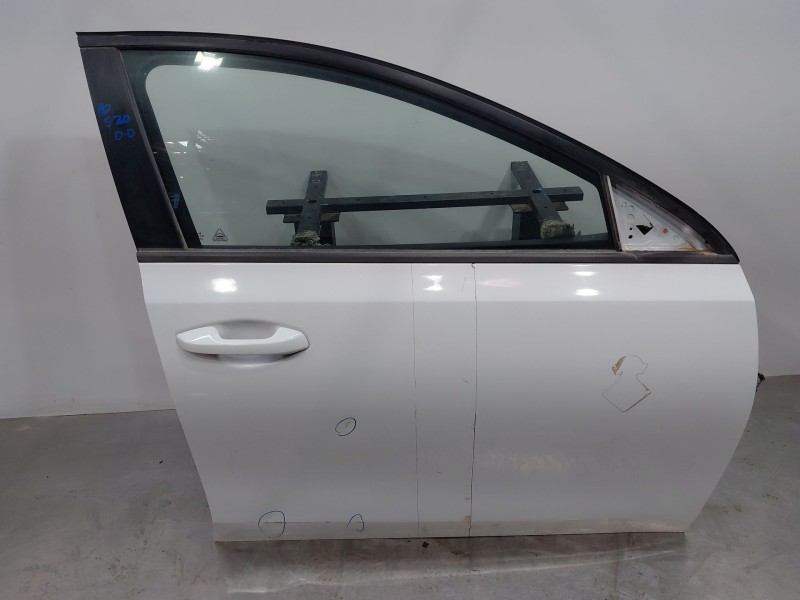 Recambio de puerta delantera derecha para kia ceed sportswagon hybrid referencia OEM IAM 76004J7000  