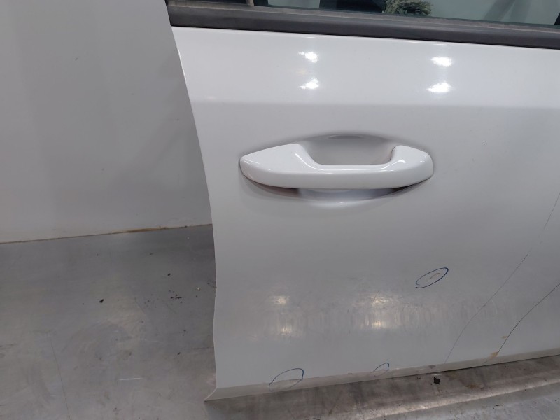 Recambio de puerta delantera derecha para kia ceed sportswagon hybrid referencia OEM IAM 76004J7000  