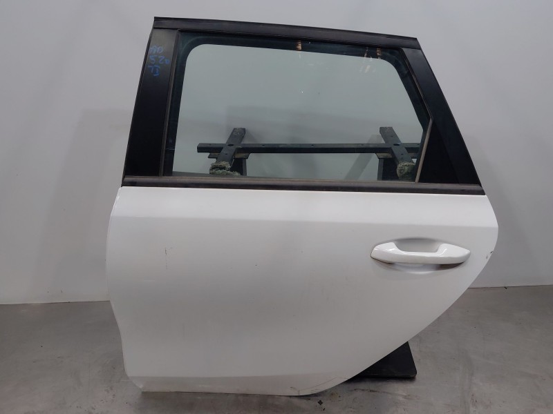 Recambio de puerta trasera izquierda para kia ceed sportswagon hybrid referencia OEM IAM 77003J7200  