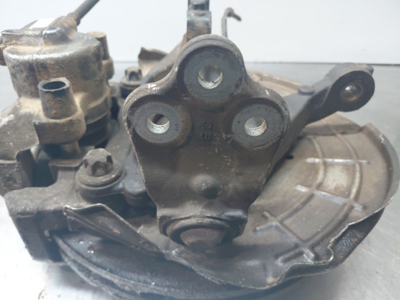 Recambio de mangueta delantera derecha para jeep renegade suv referencia OEM IAM   