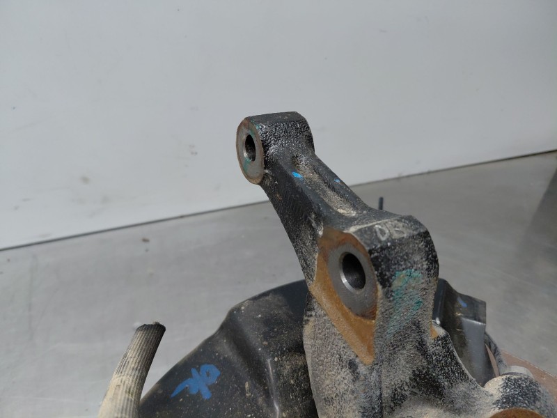 Recambio de mangueta delantera derecha para hyundai i20 iii active referencia OEM IAM   