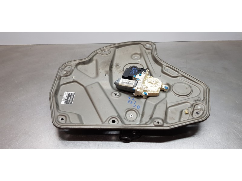 Recambio de elevalunas trasero derecho para skoda octavia berlina (1z3) rs referencia OEM IAM 1Z0839462A   Recambio de elevalunas trasero derecho para skoda octavia berlina (1z3) rs referencia OEM IAM 1Z0839462A