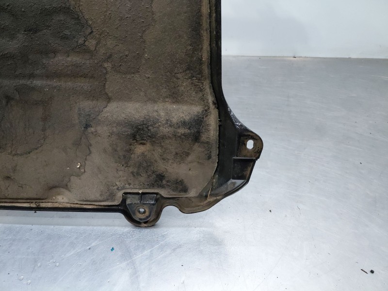 Recambio de cubrecarter para ford kuga i 2.0 tdci referencia OEM IAM   