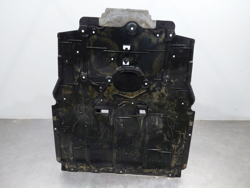 Recambio de cubrecarter para mercedes-benz clase a (w177) a 180 (177.084) referencia OEM IAM   