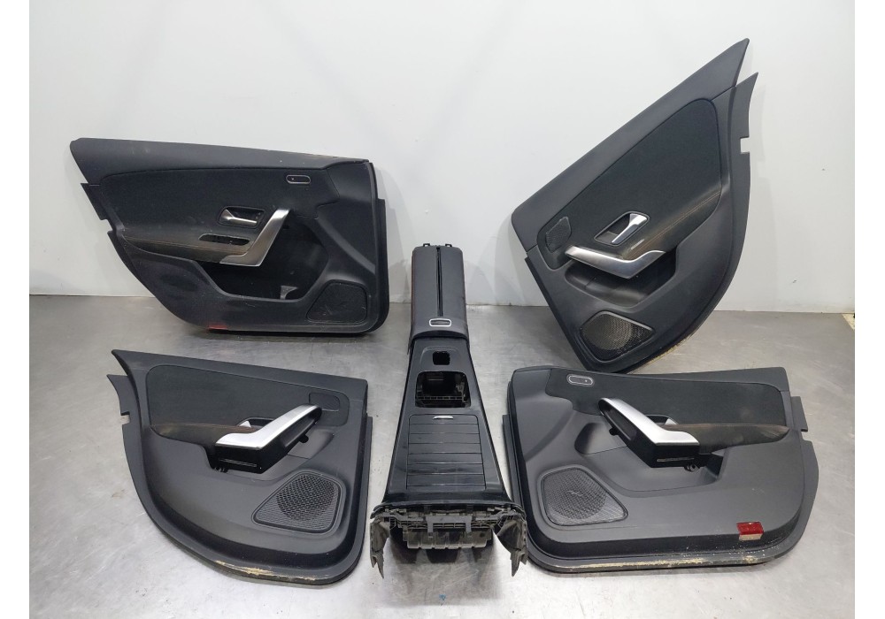 Recambio de juego asientos completo para mercedes-benz clase a (w177) a 180 (177.084) referencia OEM IAM   