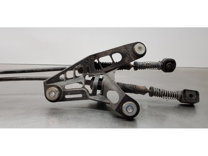 Recambio de varillaje cambio para volkswagen caddy ocio trendline bluemotion referencia OEM IAM 1T0711265AF 1T0711266P  Recambio de varillaje cambio para volkswagen caddy ocio trendline bluemotion referencia OEM IAM 1T0711265AF 1T0711266P