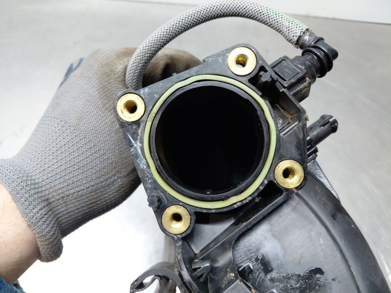 Recambio de colector admision para citroën c4 cactus shine referencia OEM IAM   