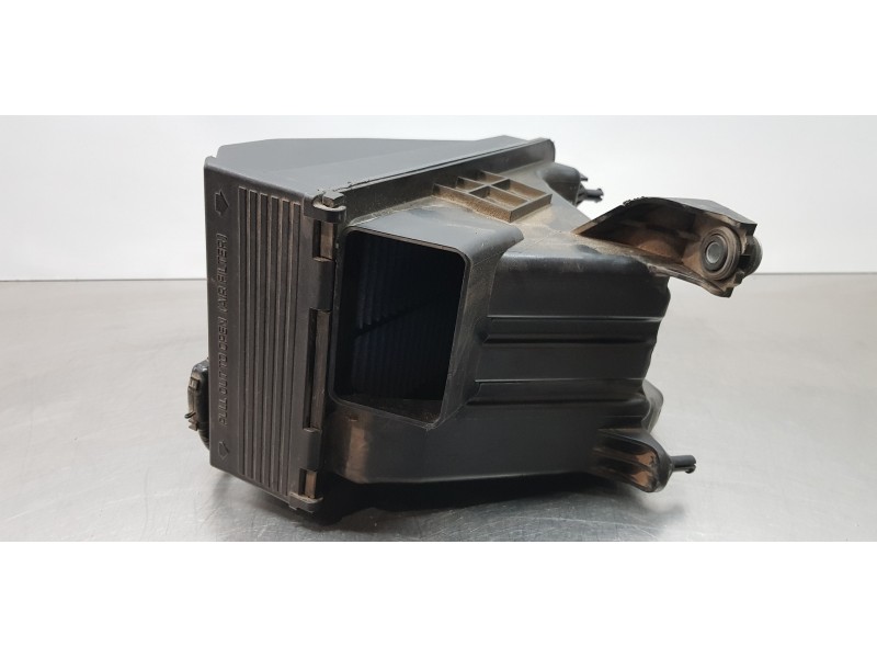 Recambio de filtro aire para hyundai tucson ix35 referencia OEM IAM 28110D3100 281642A500 