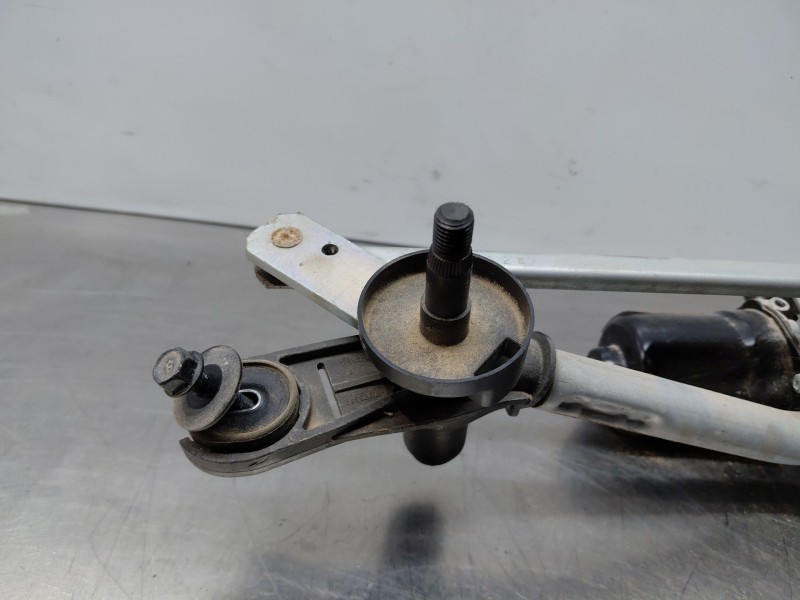 Recambio de motor limpia delantero para hyundai i20 iii active referencia OEM IAM   