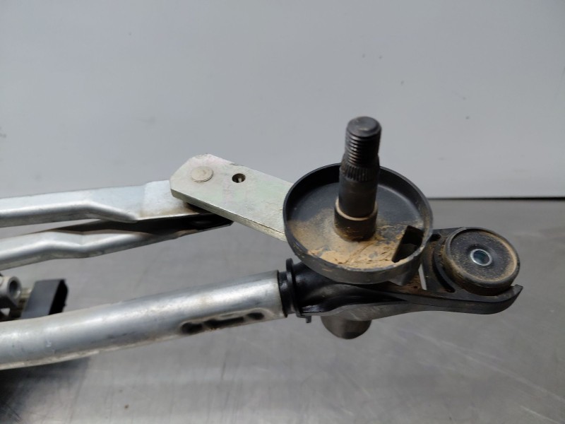 Recambio de motor limpia delantero para hyundai i20 iii active referencia OEM IAM   