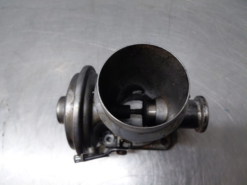 Recambio de caja mariposa para bmw 5 (e60) 530 d referencia OEM IAM   