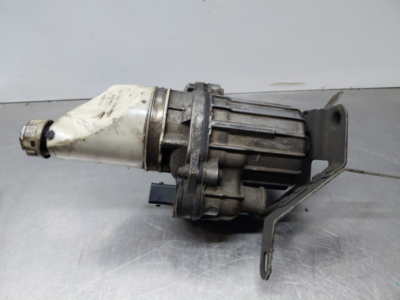 Recambio de bomba direccion para opel zafira / zafira family b (a05) 1.9 cdti (m75) referencia OEM IAM   